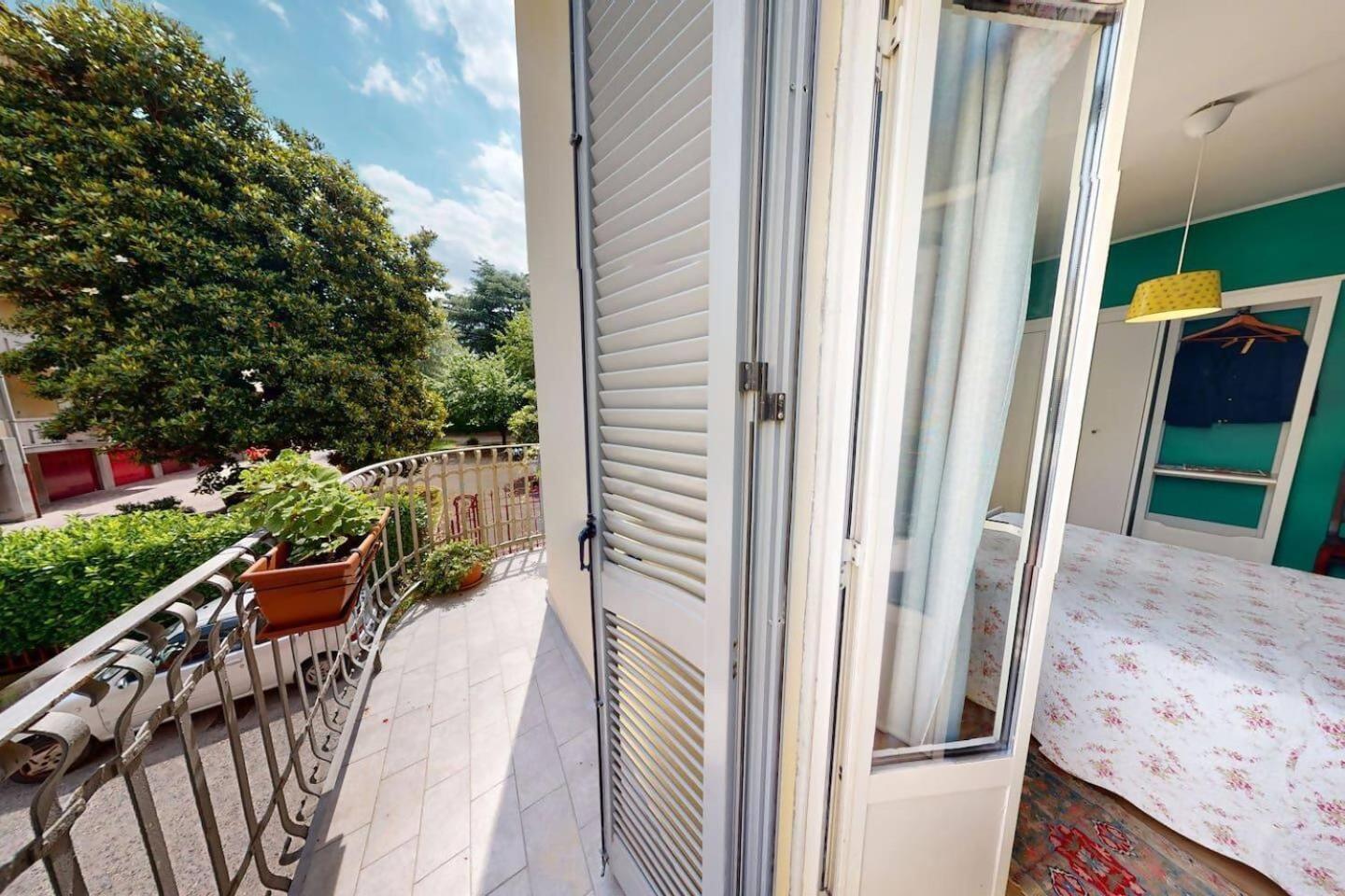 Green House Apartment โกโม ภายนอก รูปภาพ