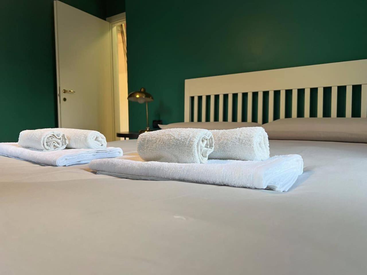 Green House Apartment โกโม ภายนอก รูปภาพ